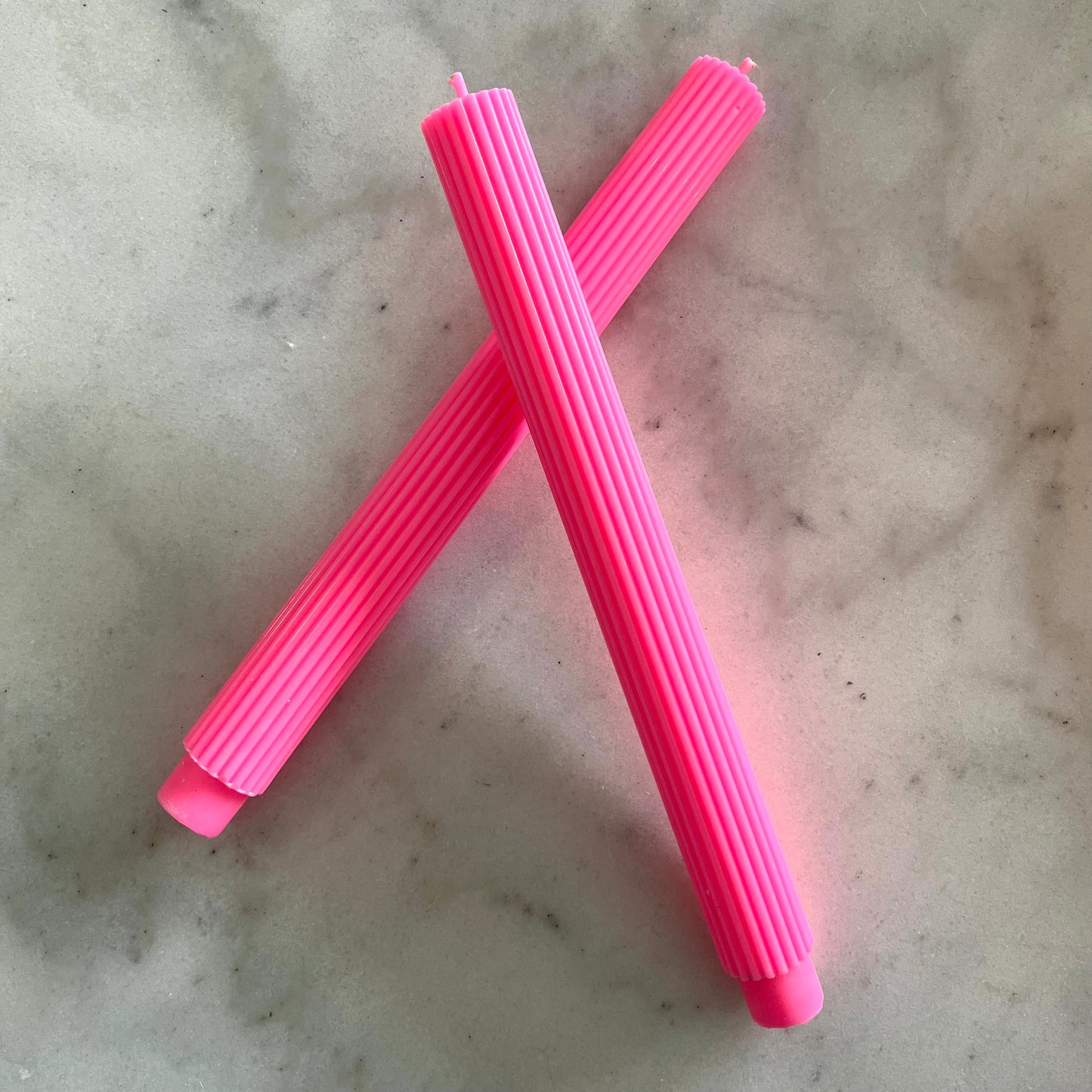 Neon Pink - 27cm Ribbed Column Taper