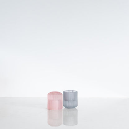The Curved Candle Holder