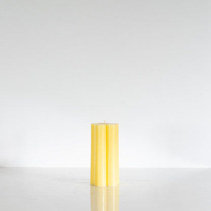 The Daisy Candle